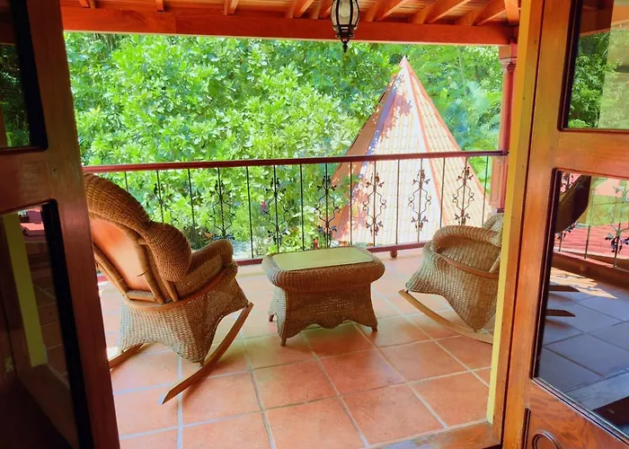 Casa Mariposa Cozy House 5 Minutes From The Сasa de vacaciones