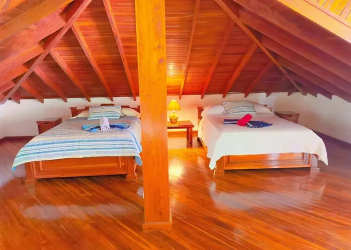 Сasa de vacaciones Casa Mariposa Cozy House 5 Minutes From The