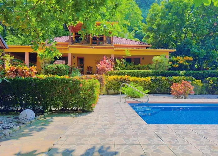 Casa Mariposa Cozy House 5 Minutes From The Сasa de vacaciones *